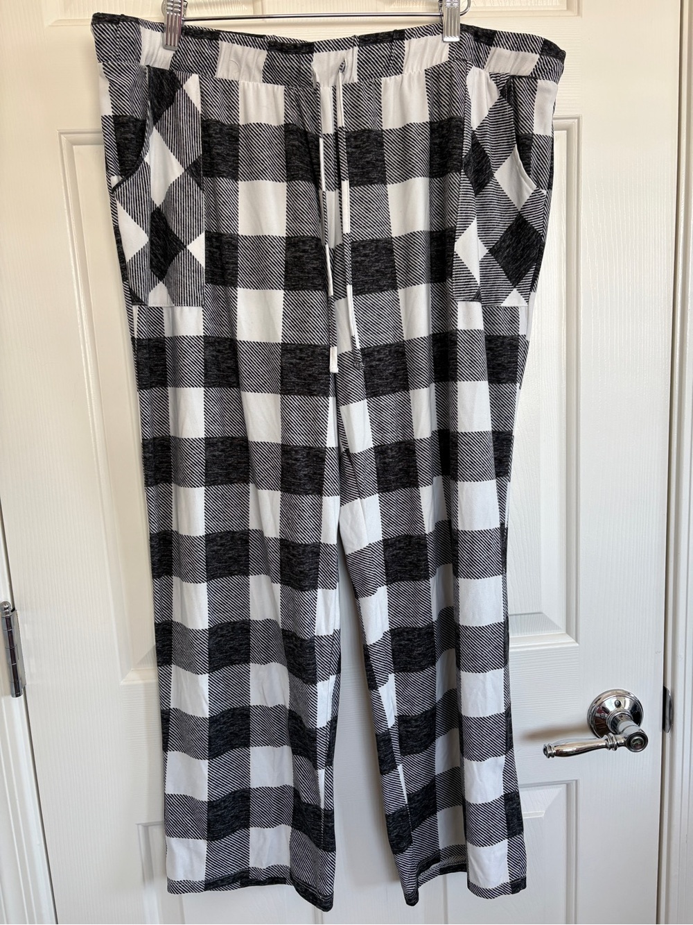 Lucky Brand Black & White Buffalo Plaid Lounge Pants